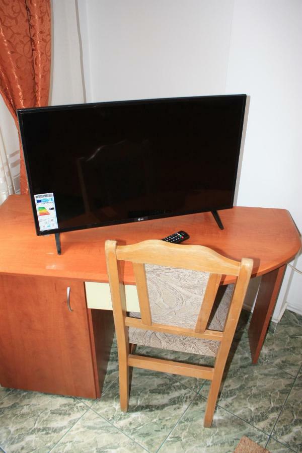 vila mihail Hotel Busteni Luaran gambar